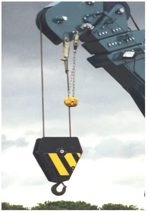 Crane hook and boom