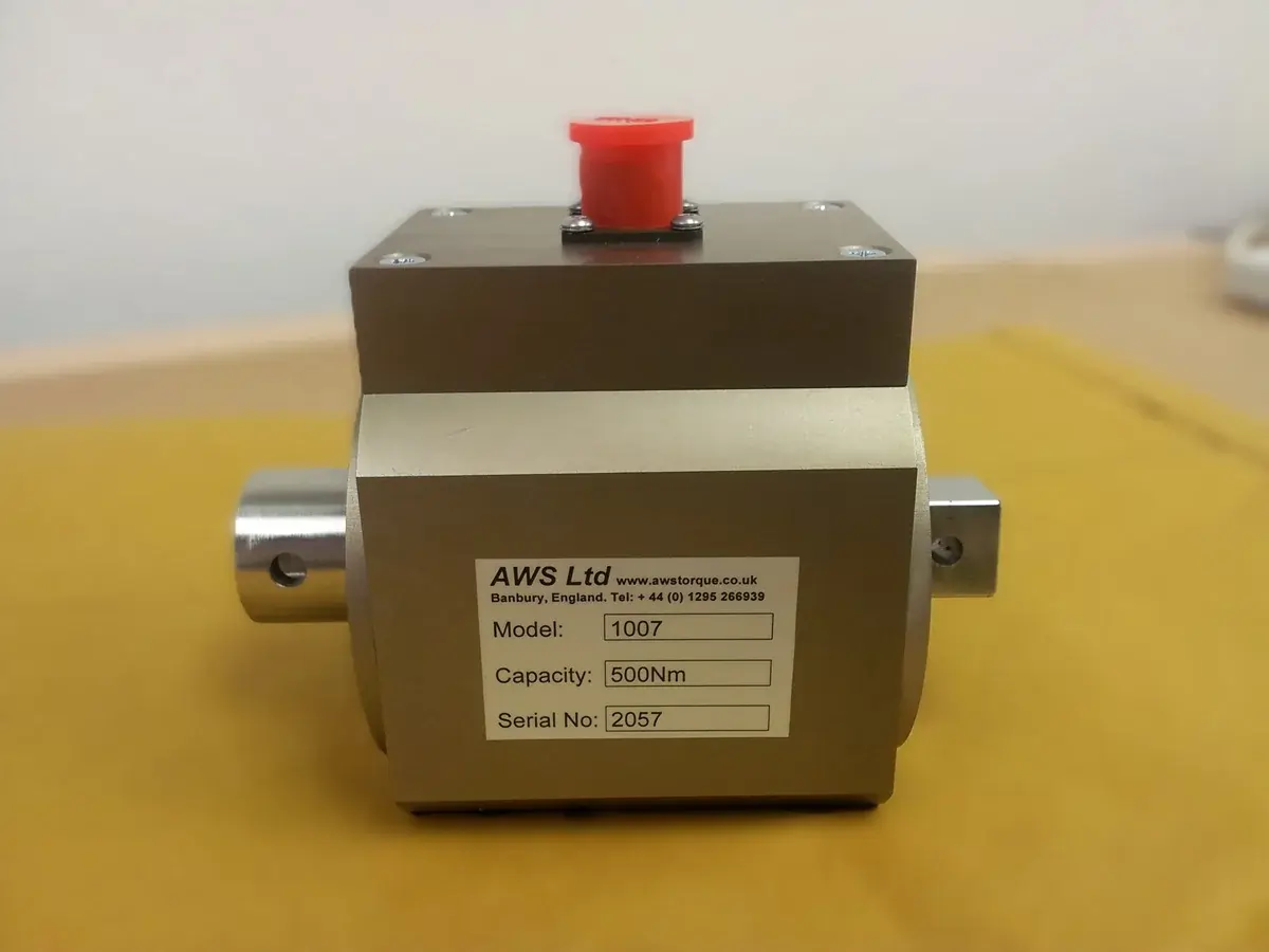 Side on view of rotary torque transducer